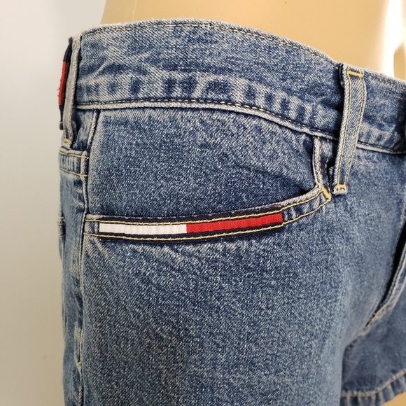 Vintage Tommy Hilfiger High rise denim short - Picture 3 of 7